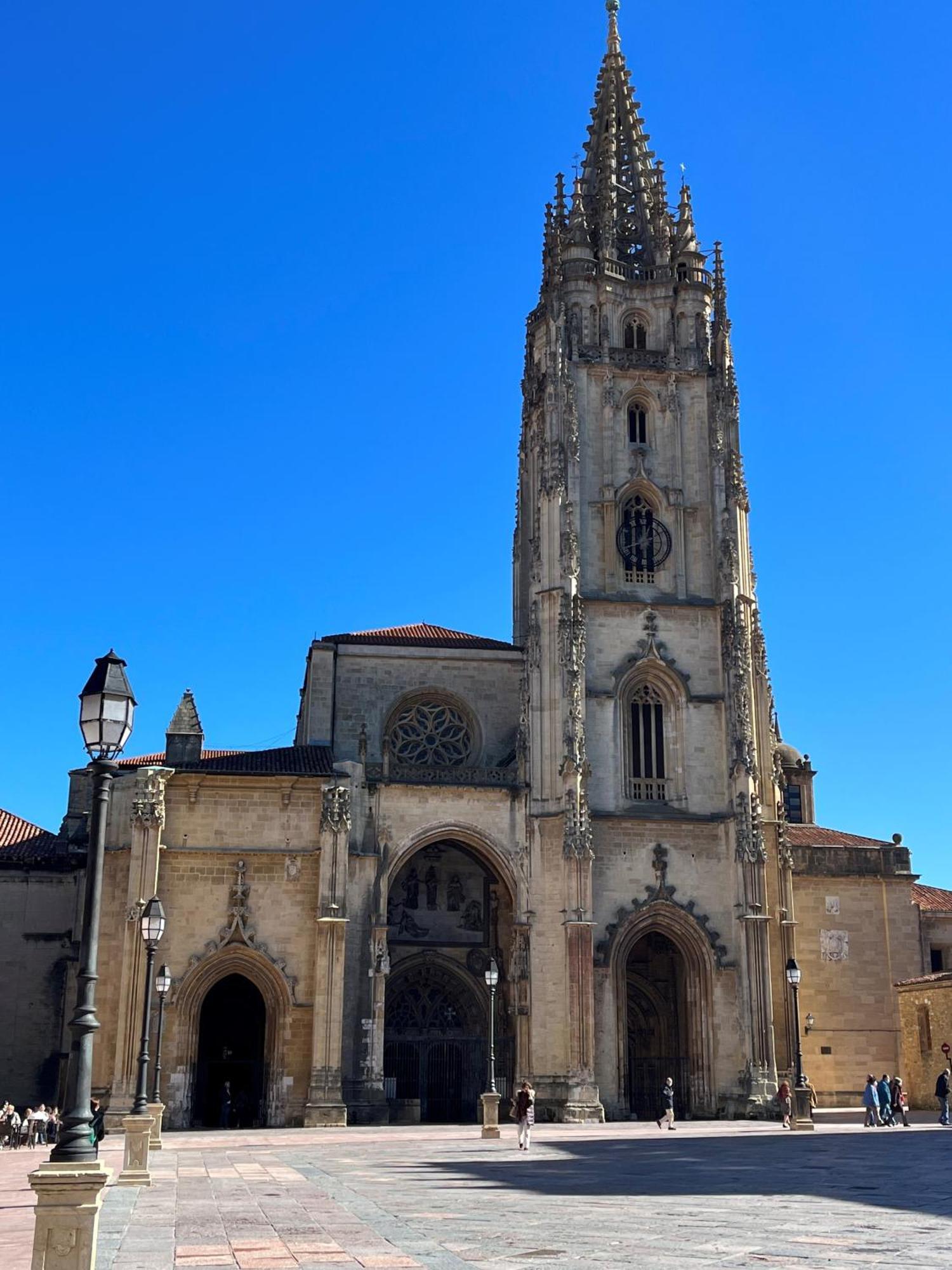 Apartamento Salsipuedes-La Catedral Oviedo Kültér fotó